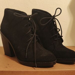 Steve Madden Lace Up Ankle Booties